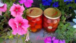 How to pickle cherry tomatoes in jars for the winter