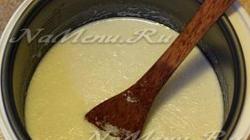 Step-by-step recipe for making semolina porridge with milk with photos