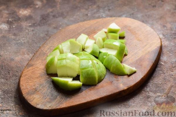 Свекольный суп-пюре с яблоком