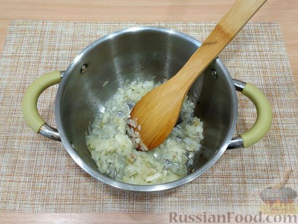 Чечевичный суп с фаршем и овощами