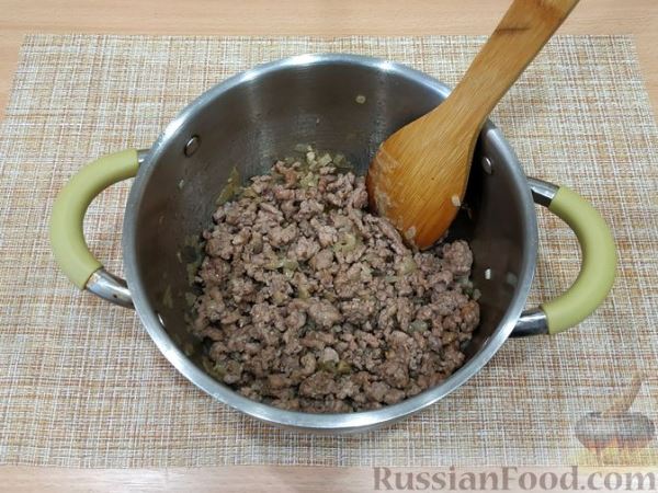 Чечевичный суп с фаршем и овощами